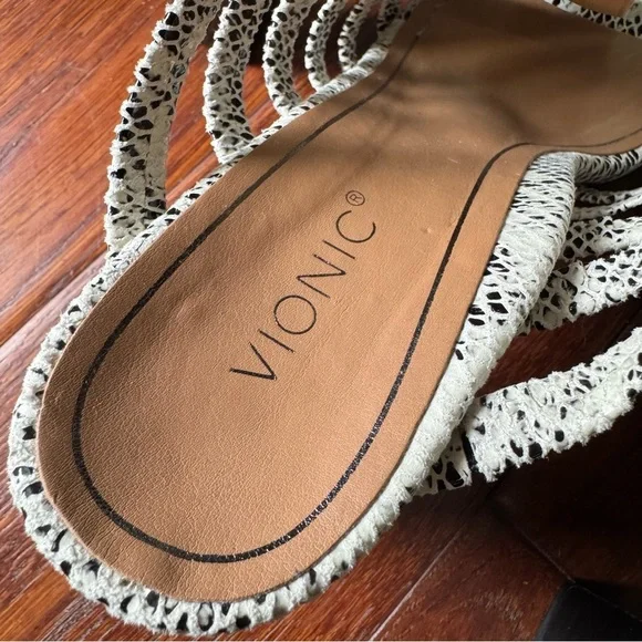 Vionic Black and Cream Strappy Sandals - Picture 5 of 9